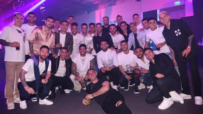 VÍDEO: jogadores da Argentina continuam em festa e até Messi dançou - TVI
