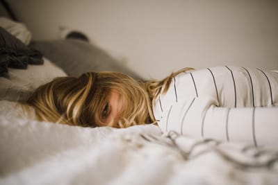 Dormir mal pode aumentar o risco de desenvolver asma - TVI