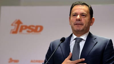 “Mentira, indecência”: PSD acusa Governo de abuso de poder e de instrumentalizar Marcelo no pesadelo da TAP - TVI