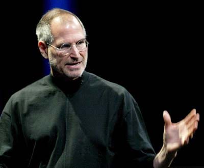Apple faz anúncio oficial do regresso de Steve Jobs - TVI