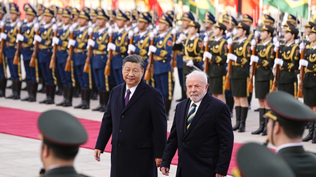 Xi Jinping e Lula da Silva (Ken Ishii/AP)