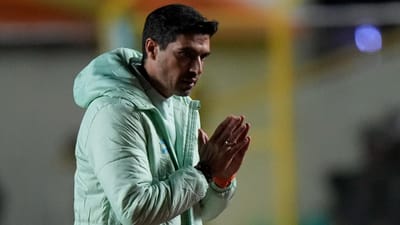 Palmeiras vence no Paraguai para a Libertadores, Abel iguala Scolari - TVI