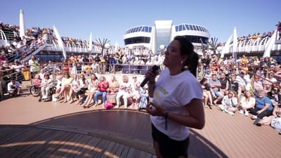 Concurso de karaoke a bordo do cruzeiro de Tony Carreira - TVI