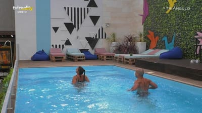 A diversão instala-se na casa: Tamara e Rafael dão mergulho na piscina! - Big Brother
