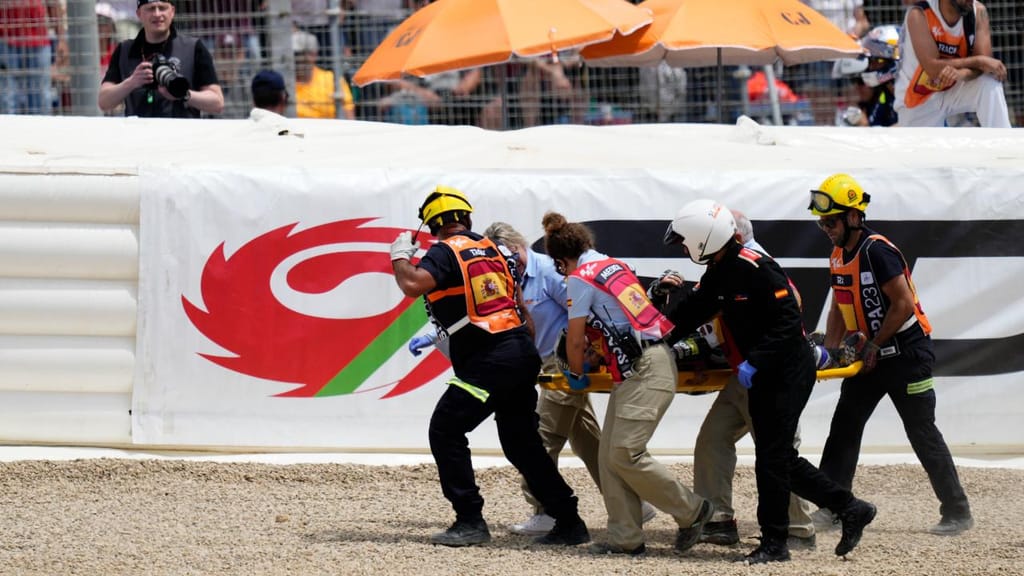 Acidente de Miguel Oliveira no GP de Espanha (AP Photo/Jose Breton)