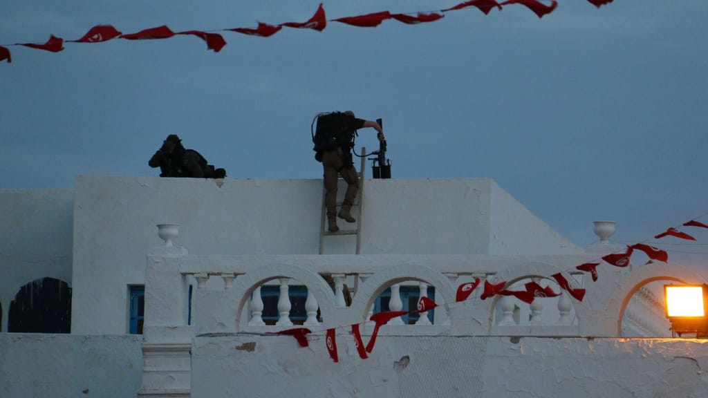 Ataque perto de sinagoga na Tunísia (Tasnim Nasri/Getty Images)
