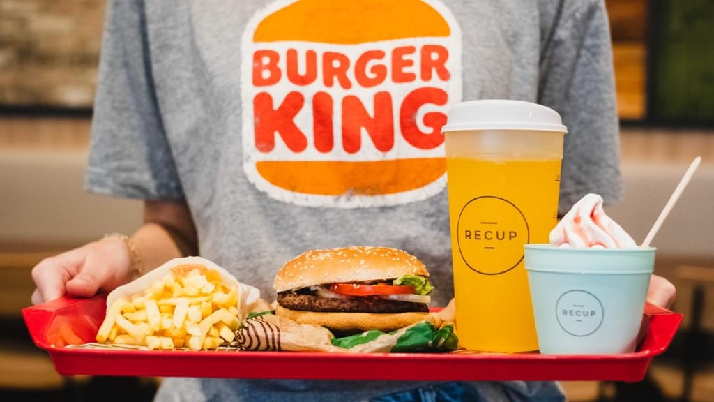 Burger King Alemanha com copos reutilizáveis da Recup (foto: divulgação)