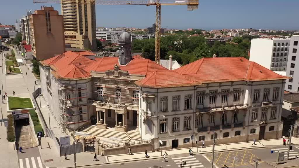 Operação Babel: Câmara do Porto confirma diligências, mas esclarece que não foi o alvo das buscas