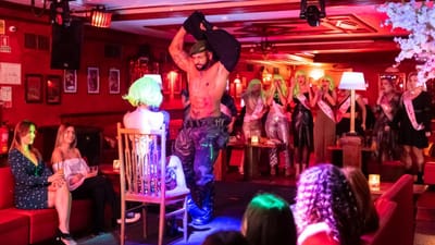 Empregado de bar de strip faz lap dance a Sílvia - TVI