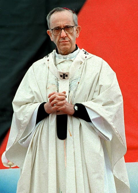 Jorge Bergoglio foi nomeado arcebispo de Buenos Aires em 1998. Foto sem data. STR/AFP via Getty Images