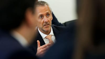Sérgio Monteiro: Governo de Passos só teve conhecimento dos polémicos fundos Airbus depois de acordada a venda (explicação foi “magnitude” da encomenda) - TVI