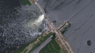 Ucrânia: Moscovo e Kiev acusam-se mutuamente na ONU por destruição da barragem - TVI