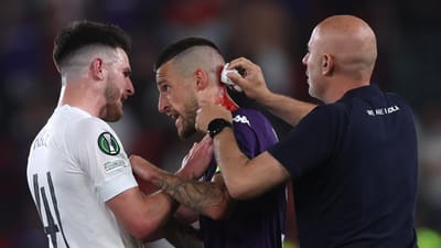 Fiorentina condena agressão a Biraghi: «A UEFA deve punir os responsáveis» - TVI