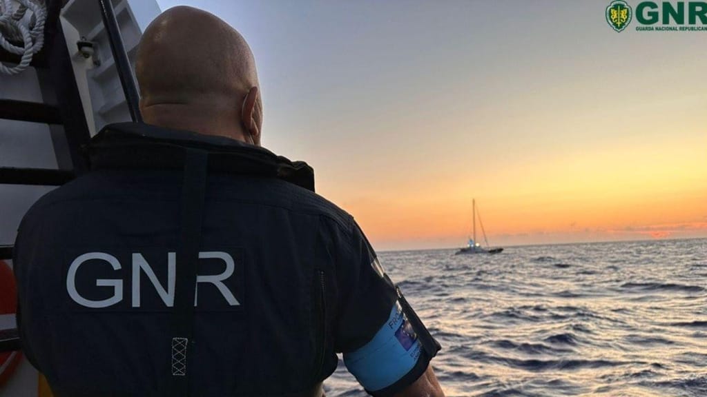 GNR resgata migrantes ao largo de Itália