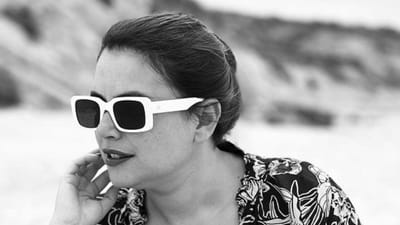 Em cima de prancha, Ana Guiomar marca o início do verão com uma foto ousada - TVI