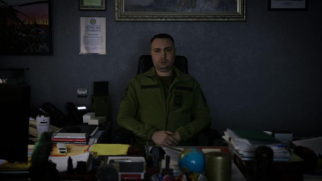 Major-general Kyrylo Budanov, líder dos serviços secretos militiares ucranianos, no seu escritório (Getty Images)