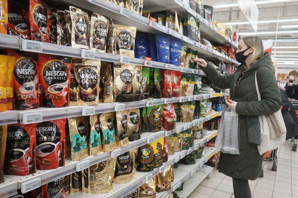 Supermercado moscovo em março de 2022 nestlé Foto Konstantin Pvrazhin Getty Images
