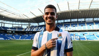 André Silva: «Gostava de ficar na Real Sociedad, mas o importante é jogar» - TVI