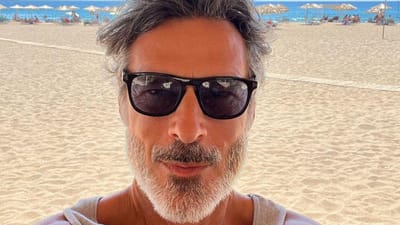 Veja as fotos de cortar a respiração de Paulo Pires nas férias: «A praia é só para mim hoje» - TVI