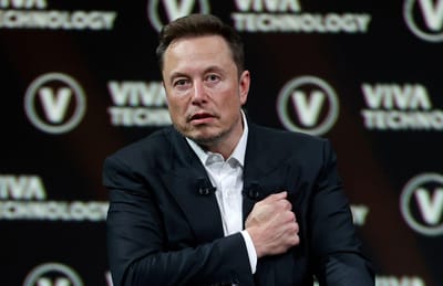Elon Musk anuncia que Neuralink instalou o primeiro implante cerebral - TVI