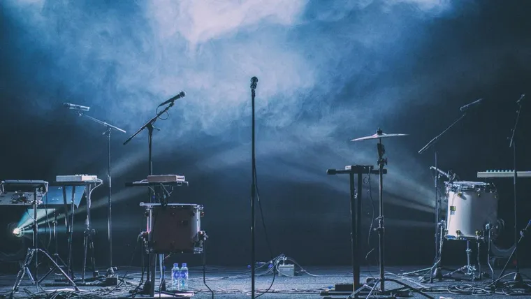 Palco Foto: Magnus Lunay, Unsplash