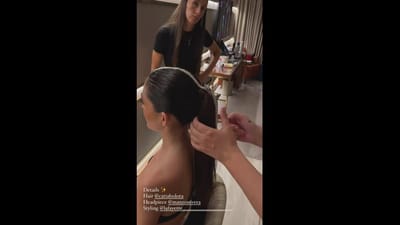 O detalhe do penteado de Sara Barradas, na festa de aniversário da Vogue Portugal - TVI