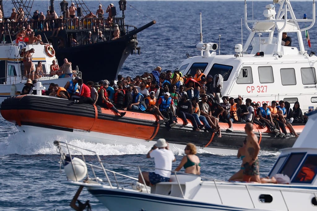 Crise de imigração na Lampedusa (AP Photo)