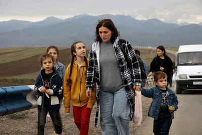 50 mil refugiados do Nagorno-Karabakh já entraram na Arménia - TVI