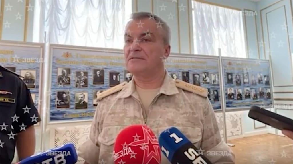 Almirante Viktor Sokolov em entrevista (CNN)