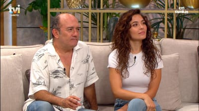 Mais apaixonados do que nunca, Sara Barradas e José Raposo falam das férias numa autocaravana... - TVI