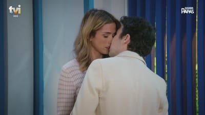 Jorge e Camila beijam-se - TVI