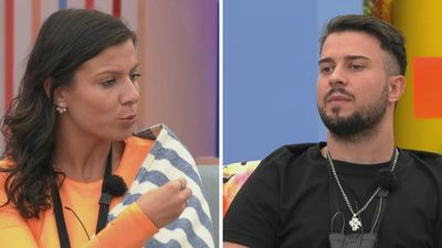 «Novela» de Francisco Monteiro e Márcia continua a dar que falar… e gera confusão na casa! Veja as imagens da cadeira quente - Big Brother