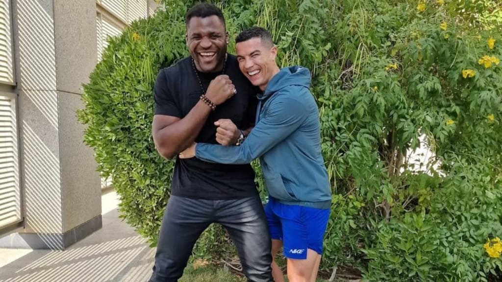 Francis Ngannou e Cristiano Ronaldo (Instagram: Francis Ngannou)