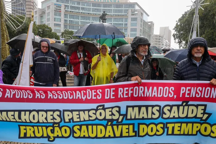 Erro nas pensões da CGA: reformados exigem explicações e defendem que pensionistas não devem devolver dinheiro