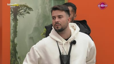 Francisco Monteiro interrompe Hugo Andrade: «Estou a ouvir a vossa conversa e tenho de falar contigo…» - Big Brother