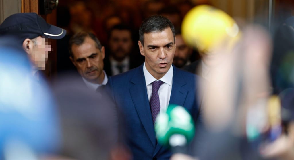 Pedro Sanchez re-eleito como primeiro-ministro de Espanha (EPA/Rodrigo Jimenez)
