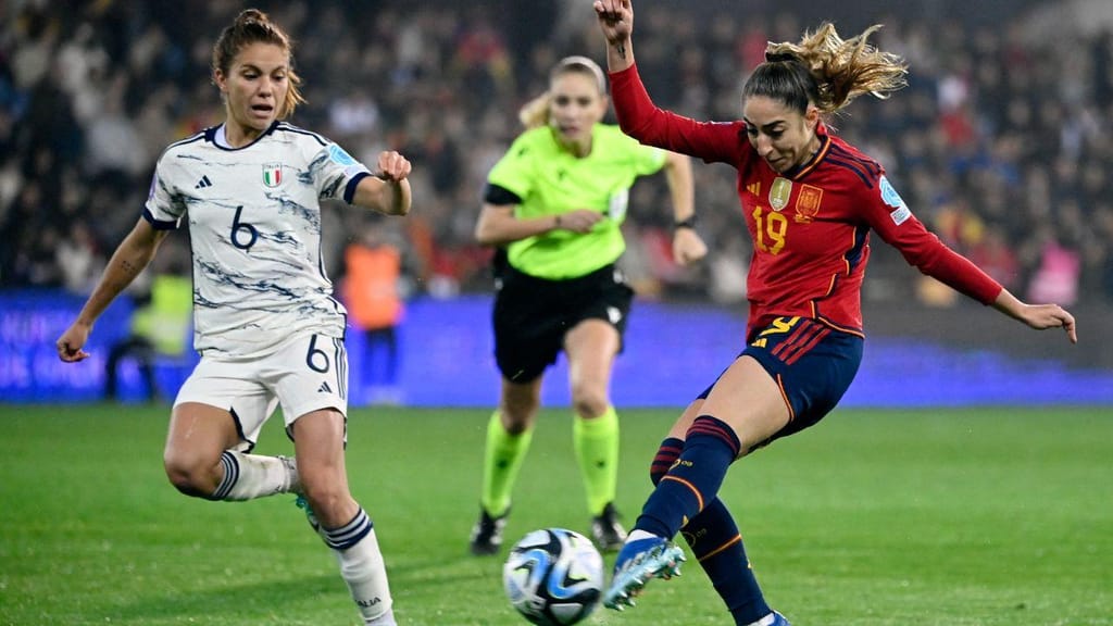 Futebol feminino: Espanha-Itália (MIGUEL RIOPA/AFP via Getty Images)