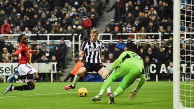 VÍDEO: Gordon resolve e Manchester United perde em Newcastle - TVI