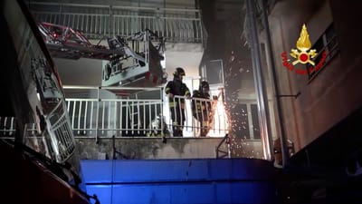Incêndio: três mortos e mais de 200 pessoas retiradas de um hospital perto de Roma - TVI