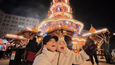 Sara Prata leva filha Amélia a conhecer mercado de Natal incrível! E, não fica em Portugal! - TVI
