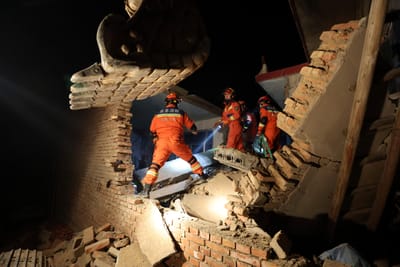 China atribui 25 milhões de euros para ajudar vítimas de sismo - TVI