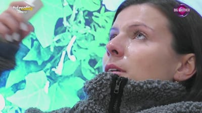 Márcia Soares isola-se no exterior a chorar, enquanto Francisco Monteiro se fica pela esfera - Big Brother