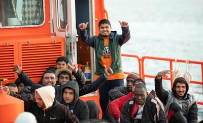 O que é o pacto migratório da União Europeia e como vai mudar as regras de acolhimento dos migrantes - TVI