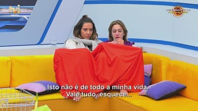 Primeira noite difícil! Patrícia Silva lida com ansiedade e Bárbara Parada tem ataque de choro - Big Brother