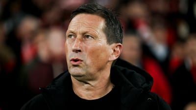 Schmidt não confirma Álvaro Fernández e aborda golos sofridos pelo Benfica - TVI