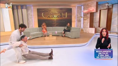 Cláudio Ramos cai nos braços de José Condessa: «Aí que susto!» - TVI