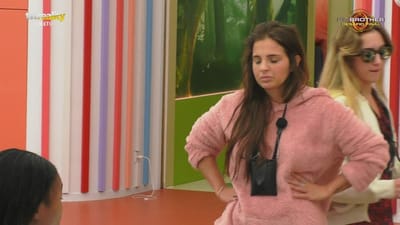 Discussão entre Diana Lopes e Jandira Dias: «Não estás a pensar em prol do grupo!». Veja aqui - Big Brother