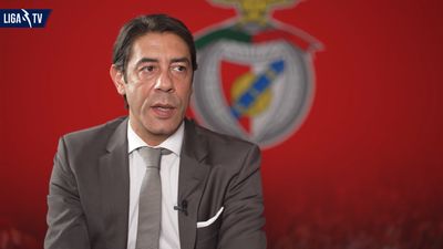 Rui Costa dá opinião sobre a Superliga: «Países como Portugal têm de se precaver» - TVI