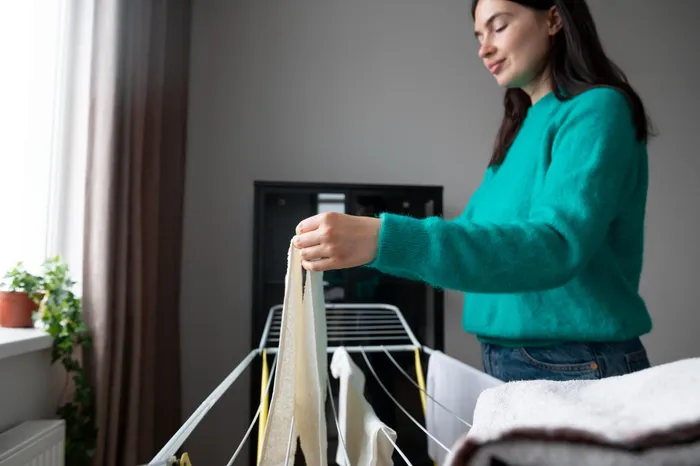 Parece um detalhe, mas pode fazer diferença: está a usar as molas da roupa da forma certa?