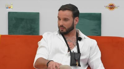A ferver! Miguel Vicente atira a Monteiro: «Não admito que fales da minha ex-relação». Veja tudo - Big Brother